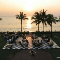 008. Courtyard of the Galle Face Hotel at sunset